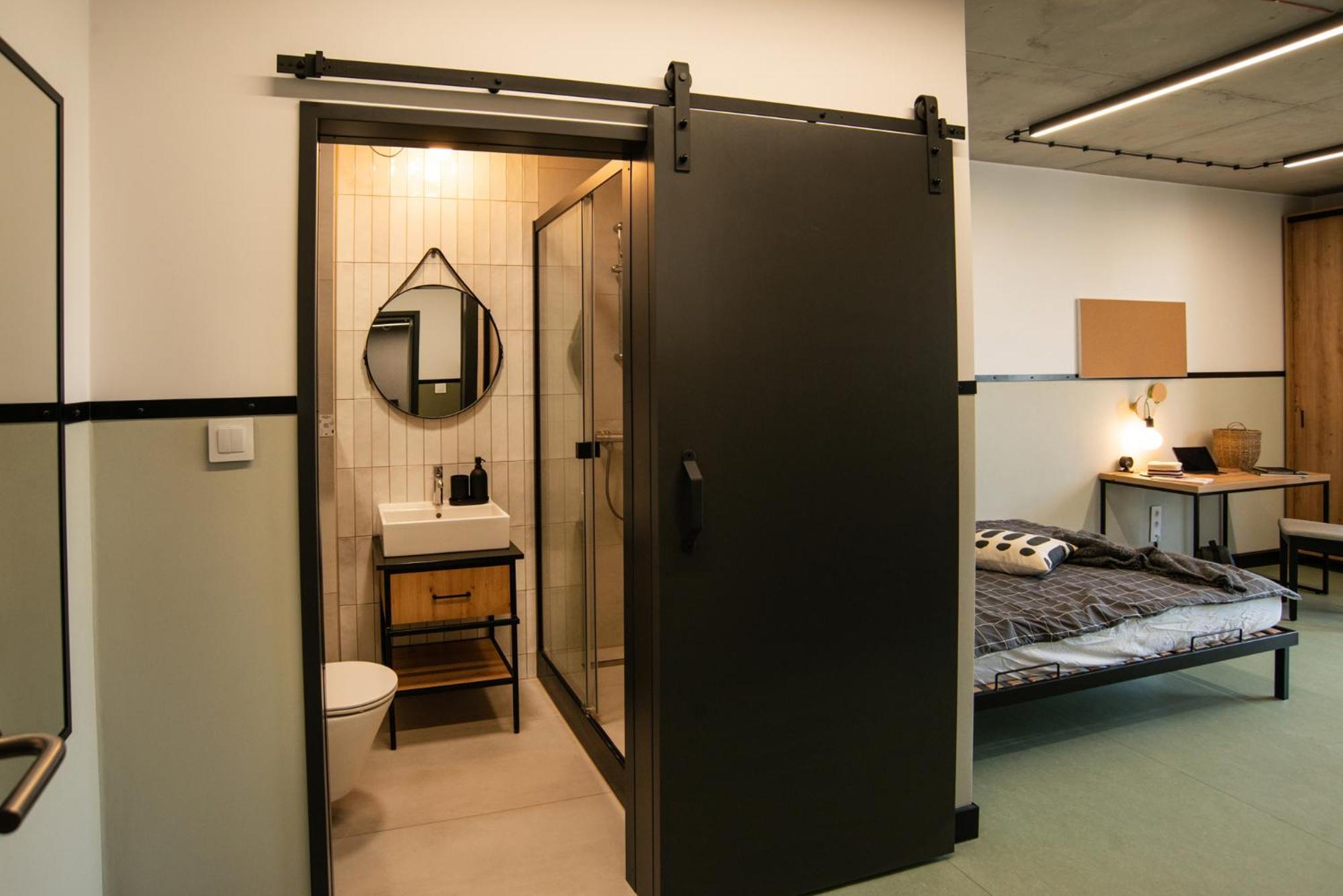 Апартаменты Ht Nest Coliving Варшава Экстерьер фото